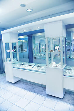 glass_display_showcases